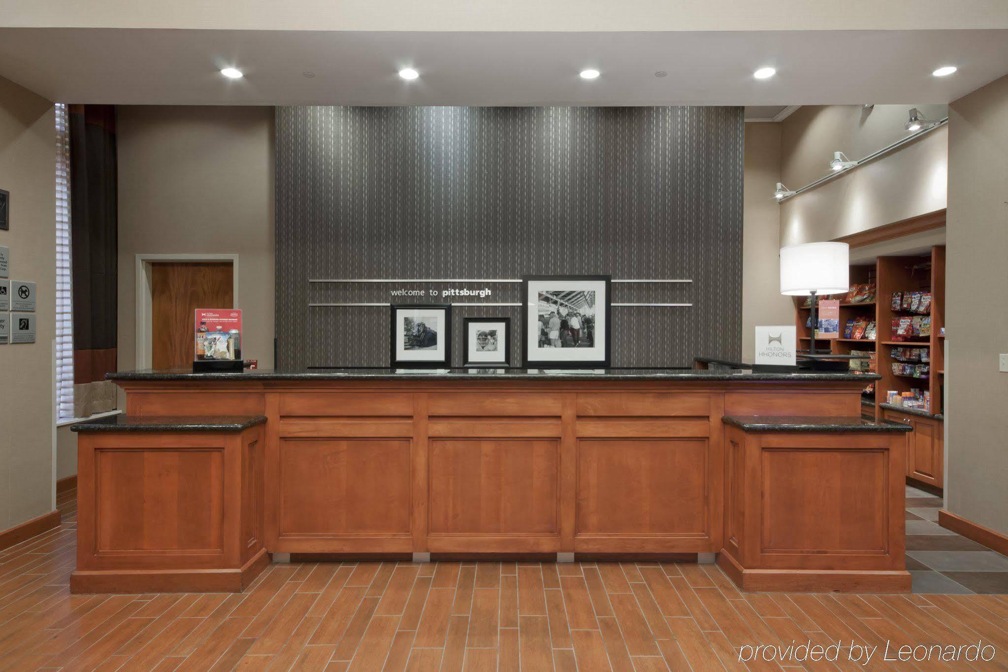 Hampton Inn & Suites Pittsburgh Downtown Exteriér fotografie