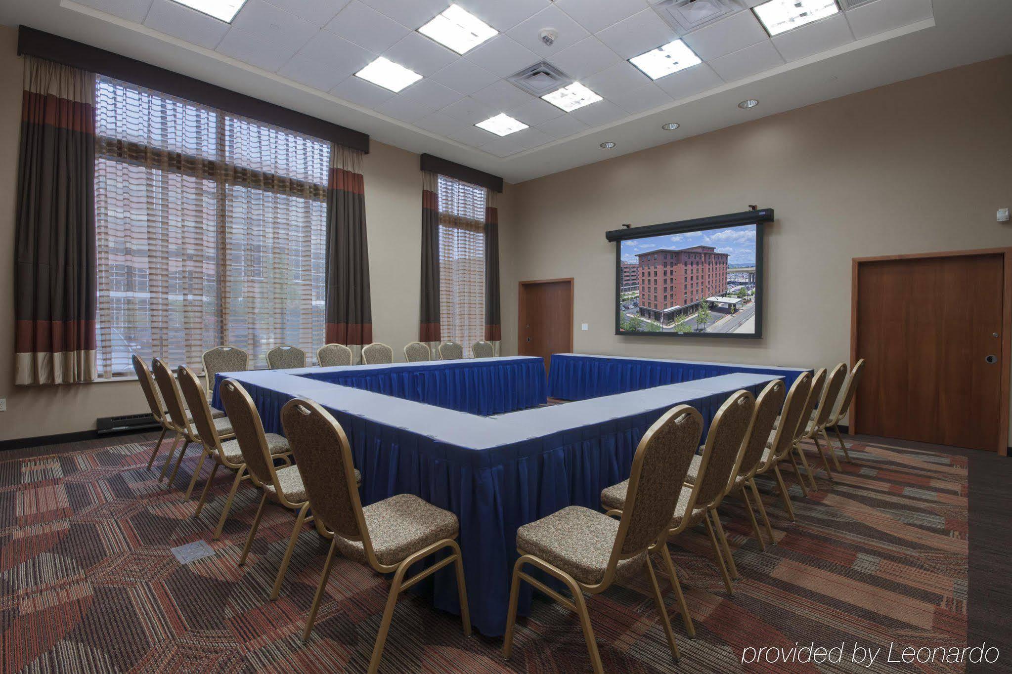 Hampton Inn & Suites Pittsburgh Downtown Exteriér fotografie