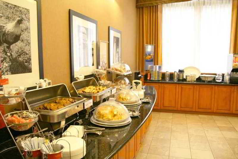 Hampton Inn & Suites Pittsburgh Downtown Restaurace fotografie